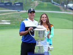 2019 pga champ brooks koepka's girlfriend jena sims!! Brooks Koepka S Girlfriend Jena Sims Was Also Spotted Supporting Her Man At The Masters Tigerdroppings Com