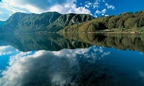 Wocheiner See Auf Slowenien Reisefuhrer Slowenien Reisen Reiseziele