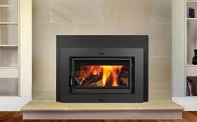 This insert offers long 12 hour burn times and features a bypass damper, single air control and 180 cfm convection fan. Lopi Flush Wood Large Hybrid Fyre Heatworks