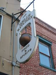 Season 5 of the american competitive reality television series hell's kitchen began airing on the fox network starting on january 29, 2009. Pin On Five Minutes In Capeside