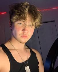 Roy Marlow (@roy_marlow04) • Instagram photos and videos