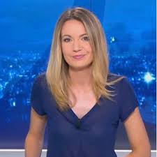 En réalité, l'homme est un spécialiste du happening douteux. Perrine Storme Stormeperrine Twitter
