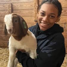 Jenita Coleman's Instagram, Twitter & Facebook