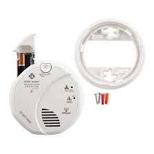 Carbon monoxide alarms co & smoke combination alarms carbon smoke alarm smoke detectors first alert alarms natural gas detectors. First Alert Smoke Carbon Monoxide Detector Wireless Interconnect 1039823 Rona