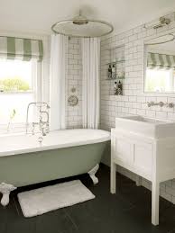 Long seen as a luxury fixture, freestanding clawfoot bathtubs are a stunning centerpiece in any bathroom. 75 Beautiful Claw Foot Bathtub With A Vessel Sink Pictures Ideas August 2021 Houzz