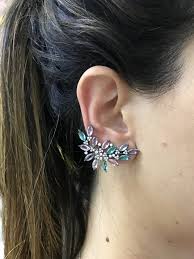 Brinco ear cuff colorido em detalhes: Brinco Ear Cuff Navetes Cristais Coloridos