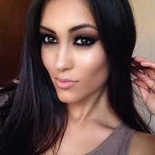 The result is makeup that was made for a walk down the aisle. Extra Creamy Round Lipstick Nyx Professional Makeup Brown Eyes Black Hair Smokey Eye For Brown Eyes Gorgeous Makeup