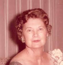 Ophelia Ward's Instagram, Twitter & Facebook