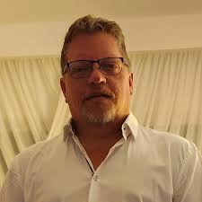 What happened near the Naturally Fit Gym at 3:30 am?