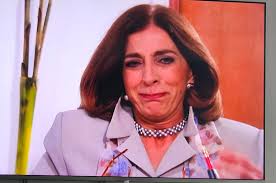 Oigan, no han pensado en que hipócrita era está señora, cuánto Armando  andaba con Marcela la quería mucho y hablaba horrores de Betty pero solo  por su aspecto físico, y cuándo se