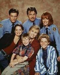 Pin By Lorna Celedon On Things I Love It Movie Cast Fences Movie Tom Skerritt