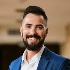 Brad Hampton's Instagram, Twitter & Facebook