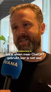 ChatGPT is overal in het onderwijs. 🚀, Maar wat mag nou wél en wat niet:  waar ligt precies die grens? , 👩‍🎓 Studenten en 👨‍🏫 docenten vertellen  hoe zij ermee omgaan. Richtlijnen zijn er al wel op de ...