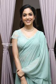 Divyansha kaushik images at majili pre release event. Pin On Star