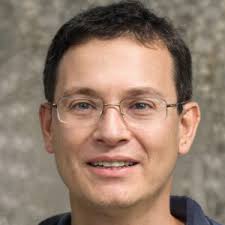 Peggy Simons: Moeder van Xavi Simons en steunpilaar