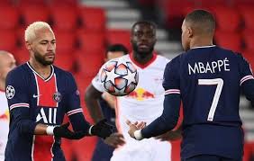 Melhor time do mundo 2020 fifa 20 may 6, 2020. Fifa Indica 11 Candidatos Ao Premio De Melhor Do Mundo Em 2020