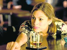 (laura is played by eva mendes—of course he's attracted to her.) michael's answers are defensive and ambiguous enough. Schauspielerin Eva Mendes Uber Ihre Rolle In Last Night Berufswunsche Und Die Probleme Als Latina Kino