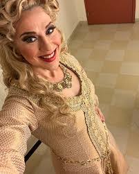 Catherine Mckay's Instagram, Twitter & Facebook