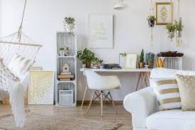 Bila ingin memesanan silahkan hubungi kami di whatsapp : 10 Tanaman Cantik Untuk Dekorasi Rumah Idaman Anda