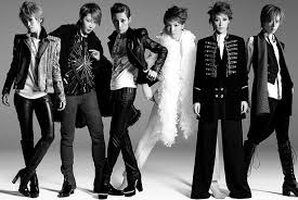 Takarazuka revue company ）は、兵庫県 宝塚市に本拠地を置く歌劇団である。. å®å¡šæ­ŒåŠ‡å›£ãŒãƒ¢ãƒ¼ãƒ‰ã«è¼ã æ­ŒåŠ‡ ãƒ¬ã‚¹ãƒªãƒ¼ ã‚­ãƒ¼å†™çœŸå±• å…­æœ¬æœ¨ã§é–‹å‚¬ ãƒ•ã‚¡ãƒƒã‚·ãƒ§ãƒ³ãƒ—ãƒ¬ã‚¹