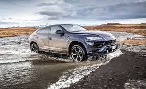 All the surfaces are designed with a clear attention to functionality. Lamborghini Free Image Colection Lamborghini Urus Drawing