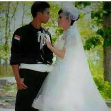 Menangani foto prewedding unik, foto event, foto . Psht Info Aziscahae Kupas Mohon Doa Restu Bagi Seluruh Warga Psht Smua Dan Juga Buat Dlur Perguruan Lain Mhon Doannya Buat Mbak Dea Anggraeni Dri Cabang Daerh Jatim
