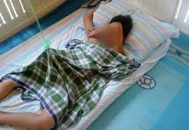 Jika mengalami luka yang tidak kunjung sembuh lebih dari beberapa minggu atau bulan, perlu dilakukan pemeriksaan ke dokter. Supaya Cepat Sembuh Doktor Ini Sedia 10 Tip Penjagaan Luka Berkhatan Boleh Follow Keluarga