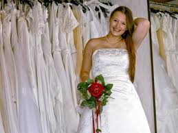 Brautkleid verkaufen, gebrauchte brautkleider, brautkleider second hand, günstige hochzeitskleider, alles für die braut & bräutigam. Karmen S Brautmoden Hannover Verkauf Verleih Second Hand