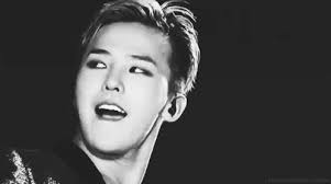 Home trending popular gaming reactions stickers celebrities sound discover. G Dragon Big Bang Gif G Dragon Big Bang Black And White Discover Share Gifs