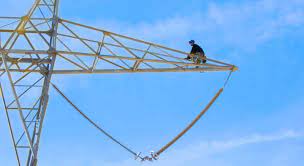 Telecom tower technicians are people who specialize in the installation, servicing, maintenance, and decommissioning of cell phone towers. How To Become A Certified Tower Climber Safety One Training