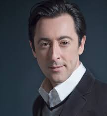 Resultado de imagem para Alan Cumming