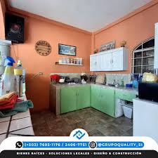 Apartamento amueblado en renta en Santa tecla en segundo nivel!!  **Disponible para hacer contrato de inmediato** Consta Sala-comedor-cocina,  Dos habitaciones, dos baños, espacio para un vehículo Incluye : vigilancia  y $3 de