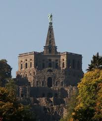 Herkules Mit Oktogon C Stadt Kassel Foto Motivschmiede Bergpark Kassel Und Herkules