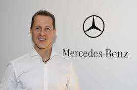 Die offizielle michael schumacher app, ein virtuelles museum, das die karriere eines der. Verletzter Formel 1 Star Michael Schumacher Kommt Nach Hause Panorama Schwarzwalder Bote