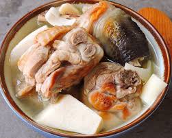 instagram의謝戎宥 lon yo 님 竹筍雞湯宥宥廚房小料理 雖然現在北部還是有點涼意 但週末又要開始變炎熱了 後天夏天炎熱 怎麼辦 別煩惱 現在看食譜 週末上市場買菜 隨時隨地變出好料理 利用當季食材竹筍 來煲湯料理 筍子的高纖維質 搭配雞肉