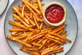 Toss with up to 1/2 cup vegetable oil and sprinkle with salt and pepper. How To Make Homemade French Fries Recipe With Photos