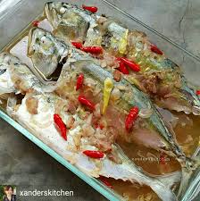Resep ini saya dapet dari saudara yang rasanya pasti bikin nambah makan Kembung Tim Asam Mary Memasak