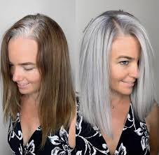 Gray Day Jack Martin Strikes Again With A Technique To Help Clients Go Gray With Grace Grey Hair Transformation Gray Hair Highlights Transition To Gray Hair