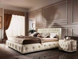 Ampio e variegato il campionario finiture, che come per gli armadi e. Letto Maxi Principe Imbottito In Pelle Lusso