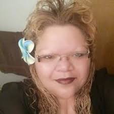 Lina Poe's Instagram, Twitter & Facebook