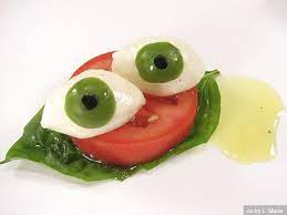 Dann haben wir hier genau das richtige für sie: Halloween Salad Gruseliges Halloween Essen Halloween Party Rezepte Halloween Abendessen
