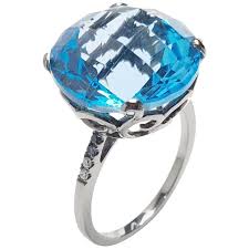 Black And Blue Engagement Rings Fei Liu Black Ring Contemporary Topaz Diamond White Diamond Sapphire Blue Sapphire 18k Gold White Gold Black Gold Ring Gold Flower Ring Green Diamond Rings
