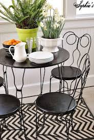 Diy So Charming Now Breakfast Nook Thrift Ice Cream Parlor Set Makeover Tutorial Ice Cream Chairs Ice Cream Parlor Parlor Table