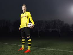 Marco reus and the laceless puma future 19 bryan byrne february 6, 2019 latest , puma leave a comment it is without a doubt one of the most unique boot to player relationships out there; Football Boot Release Fabregas Balotelli Reus Henry Launch Puma Evopower Sportlocker