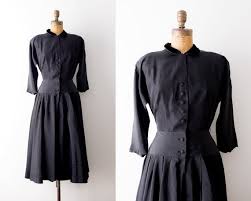 Nuovissima.comprato qui su depop dalla meravigliosa federica_dg che ha cose meravigliose!!! Abito Vintage In Taffeta Di Seta Anni 50 1950 Abito Da Etsy