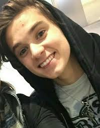Pin By Veru Vokata On The Vamps Bradley Simpson Brad Simpson Will Simpson
