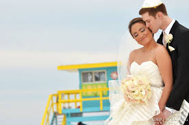 Wedding Venue Hilton Bentley Miami Beach Wedding Venue Miami Beach Weddings P Best Wedding Photographers Wedding Photography Studio Wedding Photographers