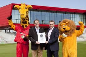 We Did It Guinness Confirm World Record Breaking Breakfast Link Up Between Trafford Council And Lancashire County Cricket Club Messenger Newspapers