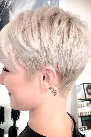 Some women with round faces want to draw attention away from the roundness, while others want to emphasize this special feature. Short Hairstyles For Round Faces 2020 45 Haircuts For Round Faces Ladylife