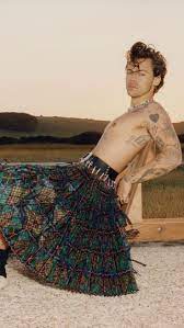 Harry styles is currently touring across 2 countries and has 41 upcoming concerts. Die Schonsten Fashion Momente Von Harry Styles Pinterest